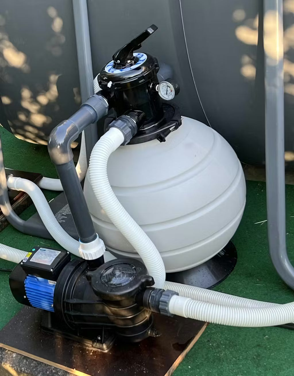 Robuster Beniferro-Sandfilter  – 11 m³/h Pumpe optional – für Pools bis zu 75 m³